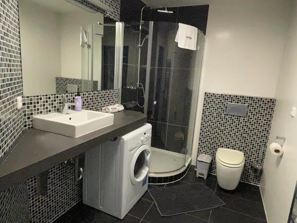 Rumako Apartments Прага Екстериор снимка